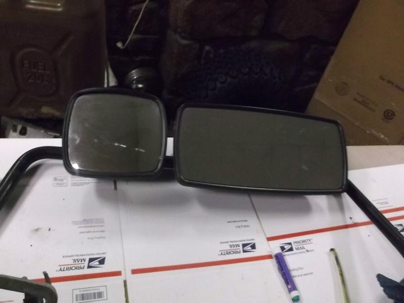 730 freightliner century class driver side black two piece mirror complete