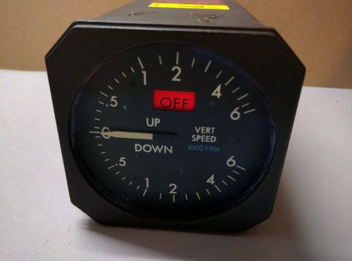 Sperry aircraft vertical speed indicator 4013013-909