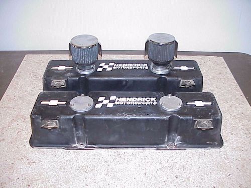Super rare hendrick motorsports 18&amp; 23° sb chevy valve covers nascar collectable