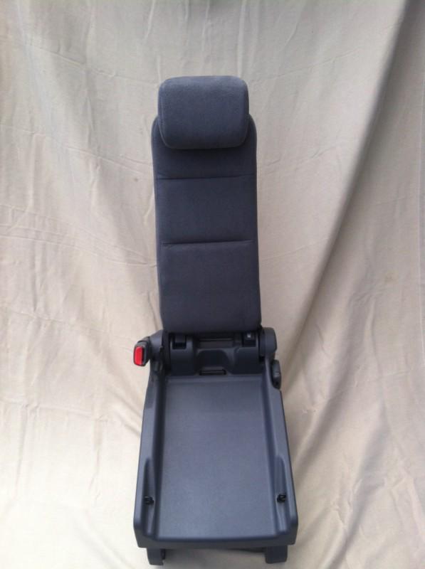 Honda odyssey middle seat console 2006