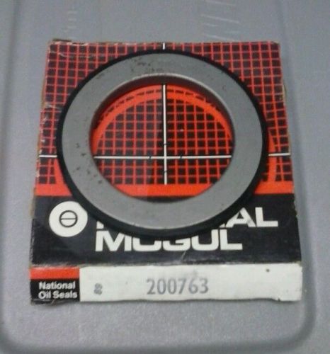 New federal mogul / national oil seal 200763