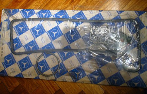 Mercedes benz m121 head valve cover gasket kit oem nos w110 190 nla!!!!