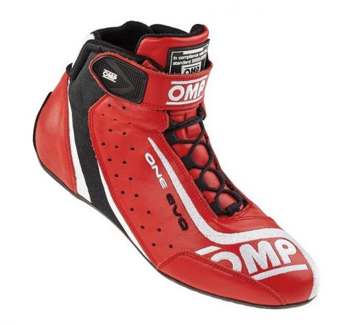 Omp one evo shoe 2015 size 44eur nib red