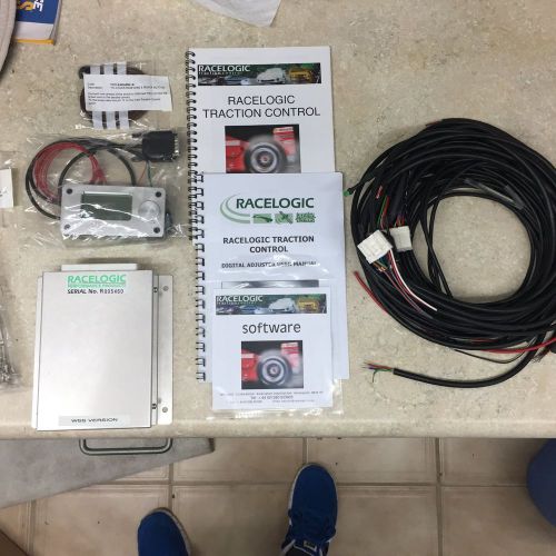 Racelogic traction control rltc8diaw - rare and new in the box