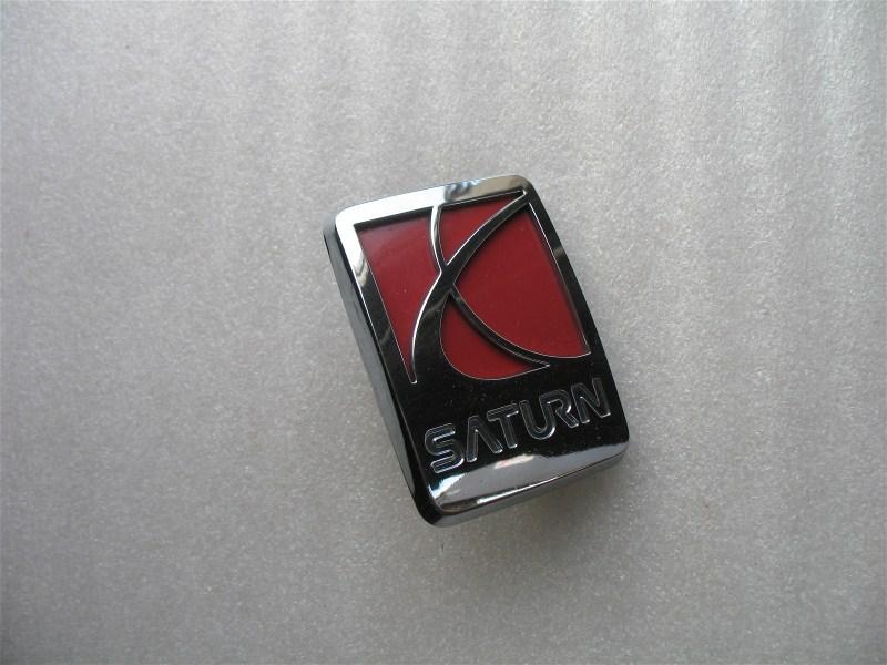 2005 saturn vue front chrome emblem decal logo badge oem used 02 03 04 05