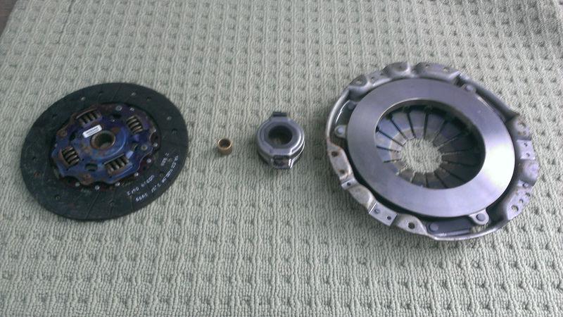 Nissan clutch, part # 30001-y06s5nw