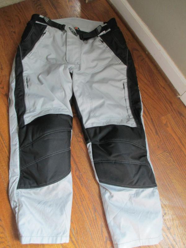 Fieldsheer motorcycle pants ==rain guard  ==mens 2xl s ===zip in lining included