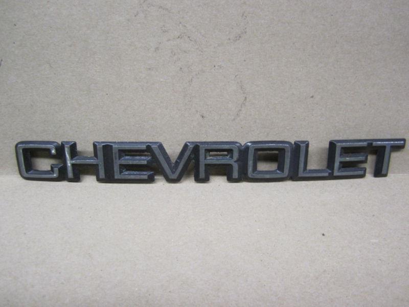 Chevy chevrolet emblem ornament " chevrolet "                                  c