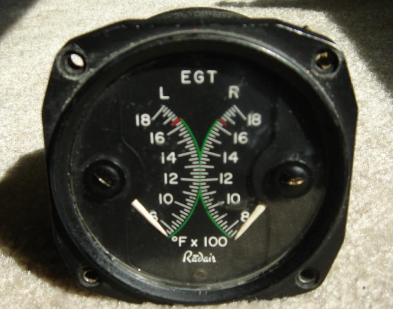 Aircraft exhaust gas temperature gauge- twin engine