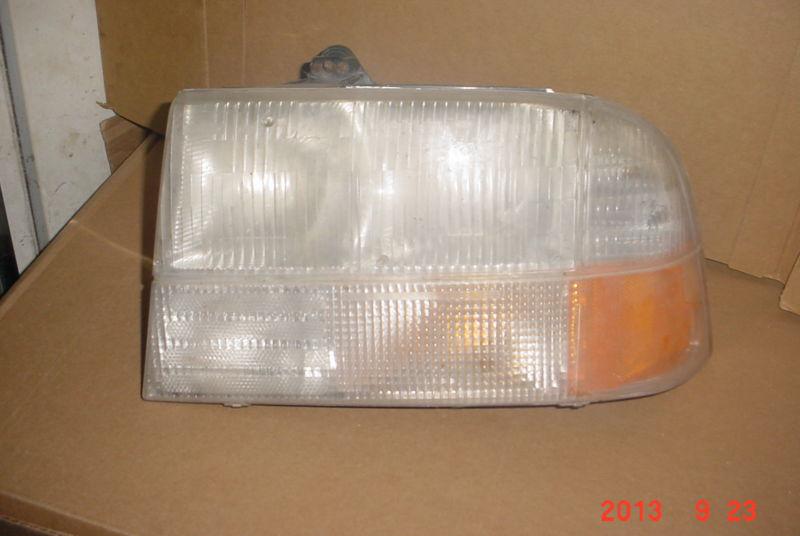 Driver side left hand side l/h headlight lamp  replacement 1998-2004 gmc sonoma
