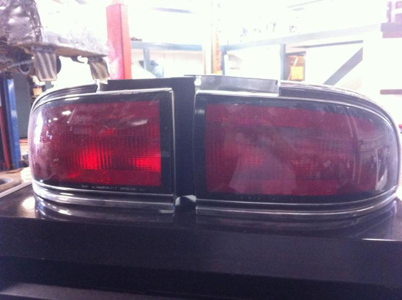 1992-96 lesabre left/right- side tail lights (pair)