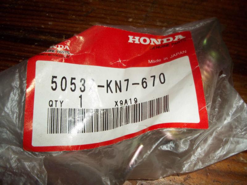 50532-kn7-670 side stand spring ch150 ch 150