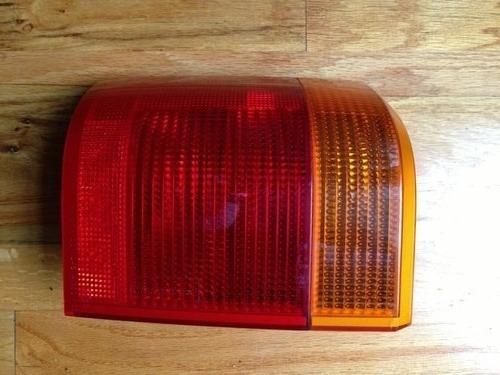 Range rover outer tail lamp light  95-99 right oem with bulb holder
