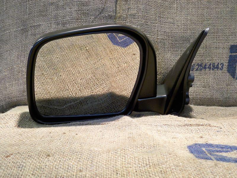 2000-2002 toyota 4runner side mirror (manual) lh driver