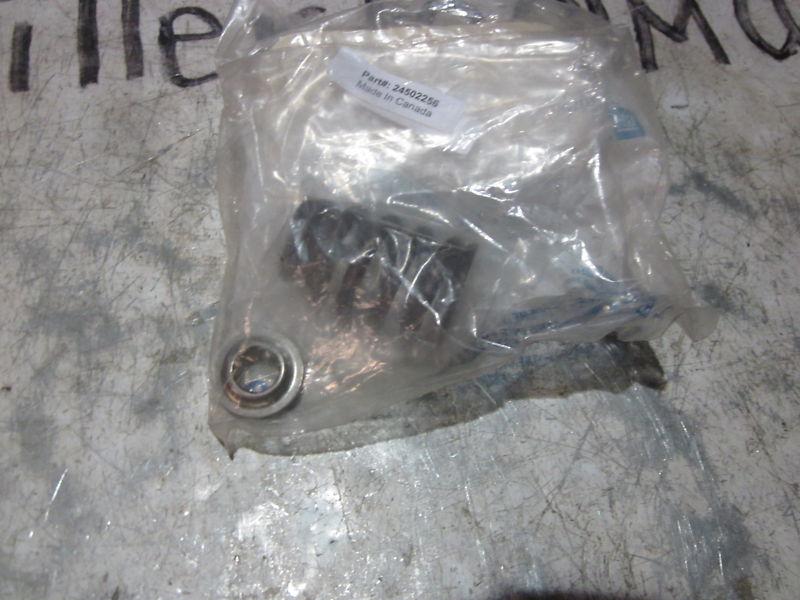 Gm oem part 12537174 valve spring kit  (a31 bin 11)