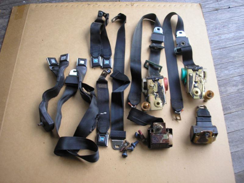 Chevy gm caprice malibu seat belts gm 