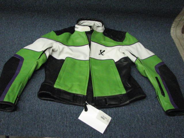 Motorcycle leather jacket  size 44 us   sporty xpert lined