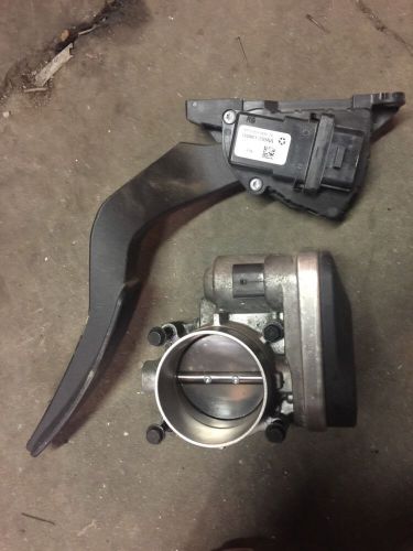 2006 chrysler 300 throttle body and gas pedal used