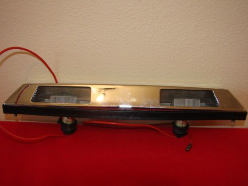 Nos vintage lucas l766 license plate light / lamp assembly
