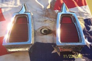 1963 buick lesabre wildcat  delco guide tail light lamp assembly 897689