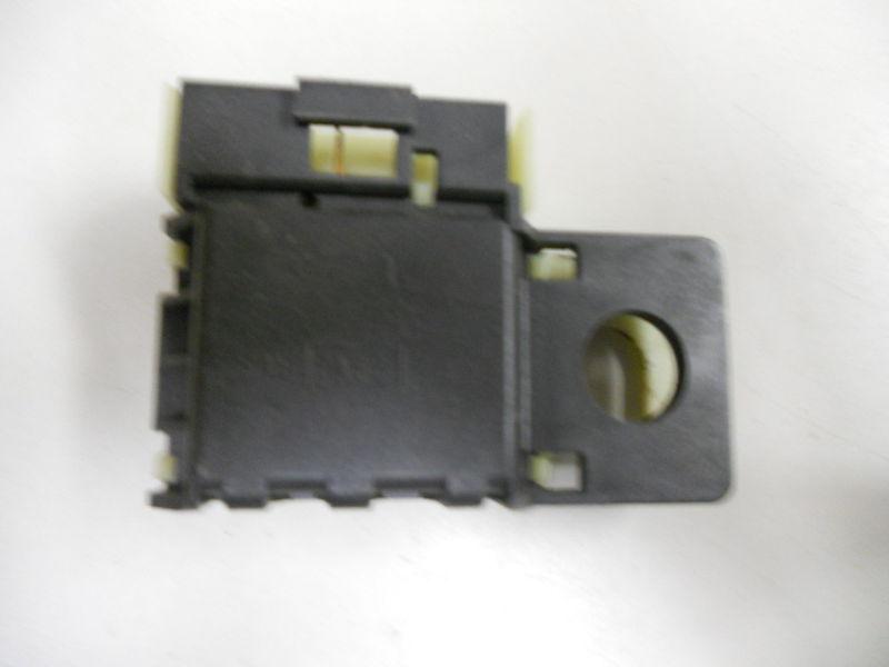 2002-2009 trailblazer/envoy brake light switch 15128874