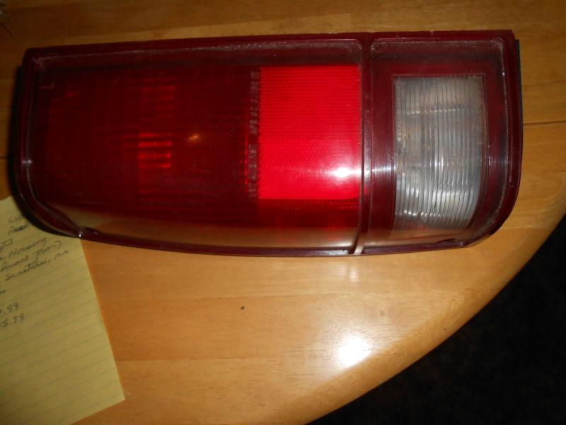 1982 - 1988 chevy s-10 and s-15 pickup  lh  tail light .