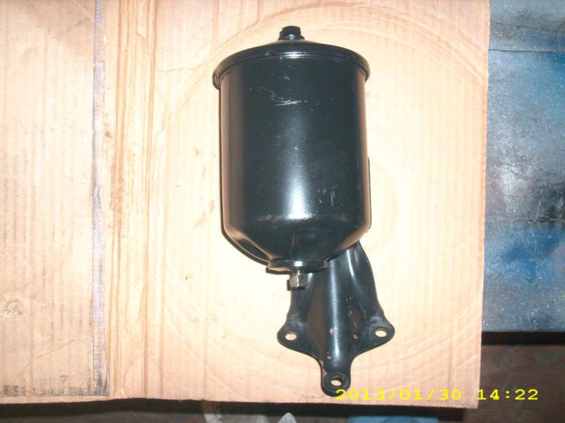 49-53 oil canister (2)