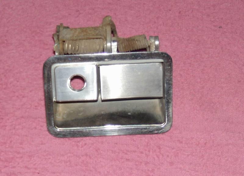 Mopar 1970-1974 challenger / cuda  right outside door handle (used original)