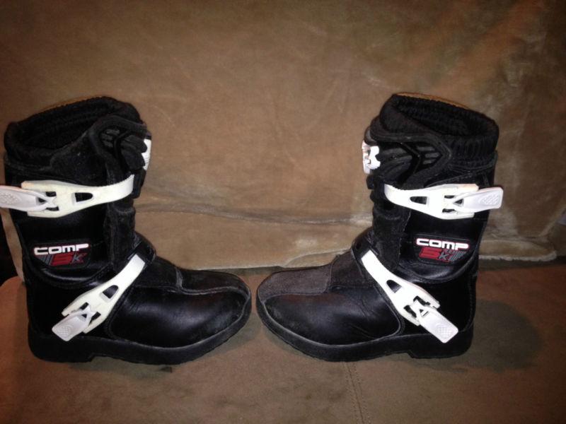 Fox comp 5 boots, youth size 13