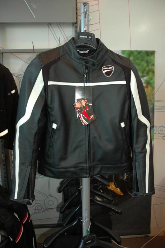 Dainese ducati g. twin pelle lady jacket, black & white, women's euro size 46