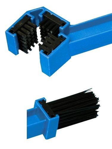 Replacement blaces for chain brush cleaning tool