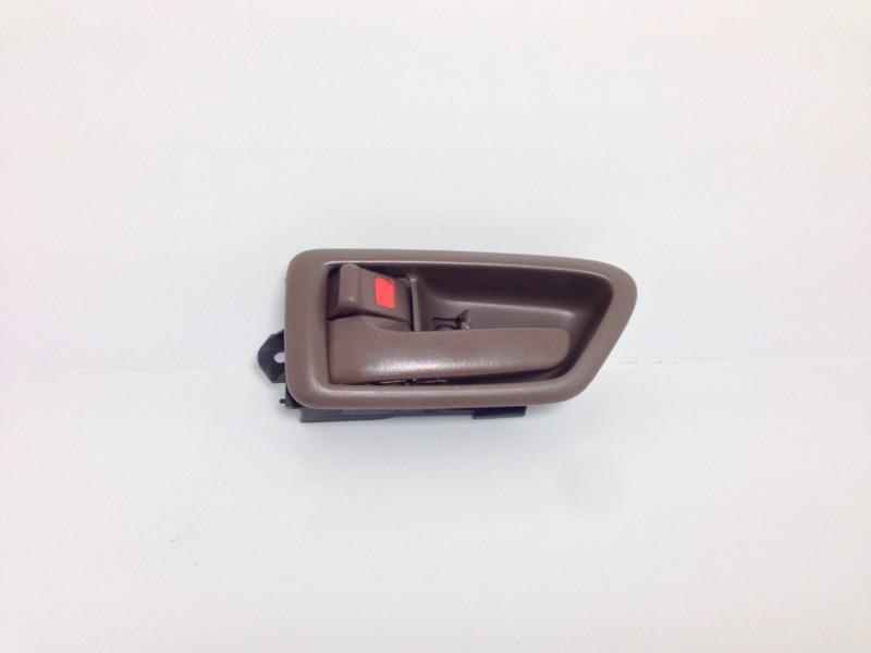 Left, front=rear, inside door handle & bezel brown / for 97-01 toyota camry new