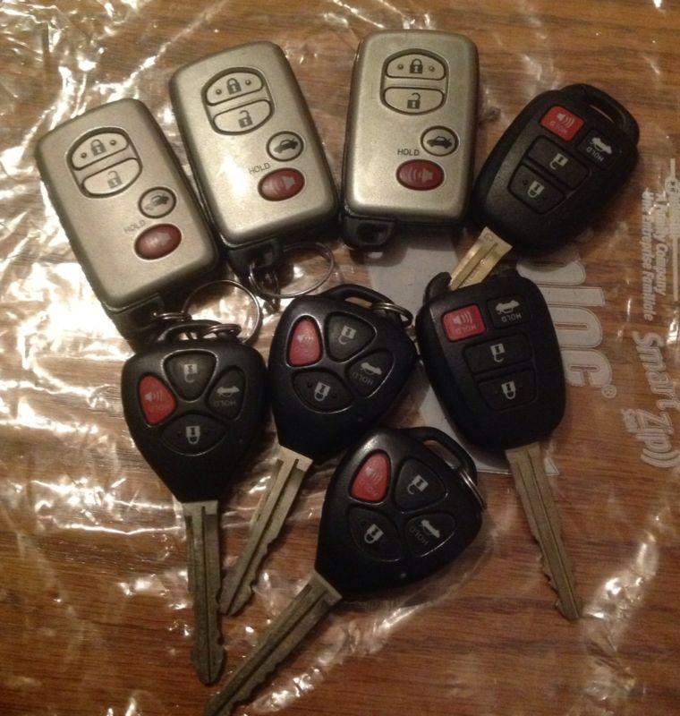 Lot of toyota remote head keys and prox fobs 