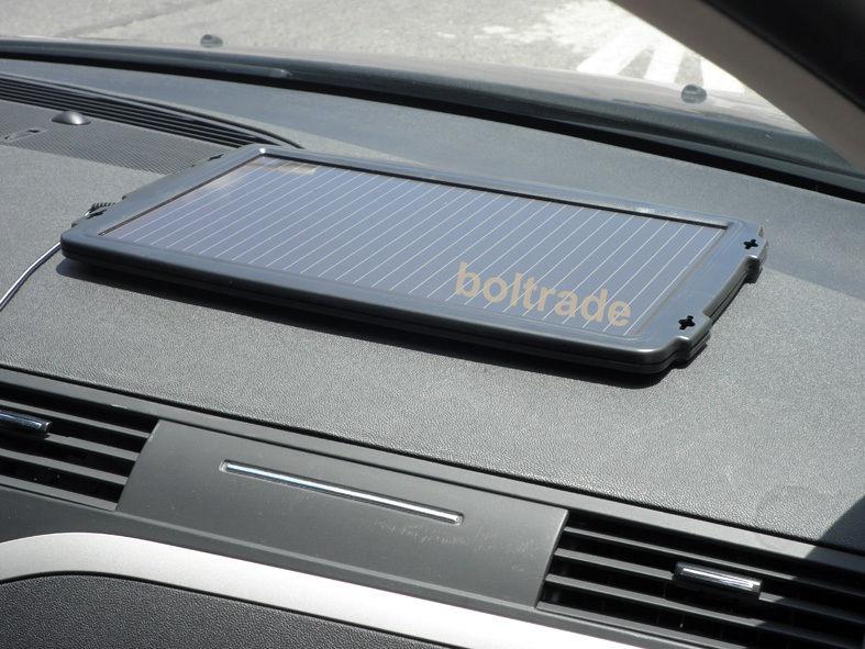 Solar panel trickle charger maintainer kit for 12v battery, cars, caravans boats