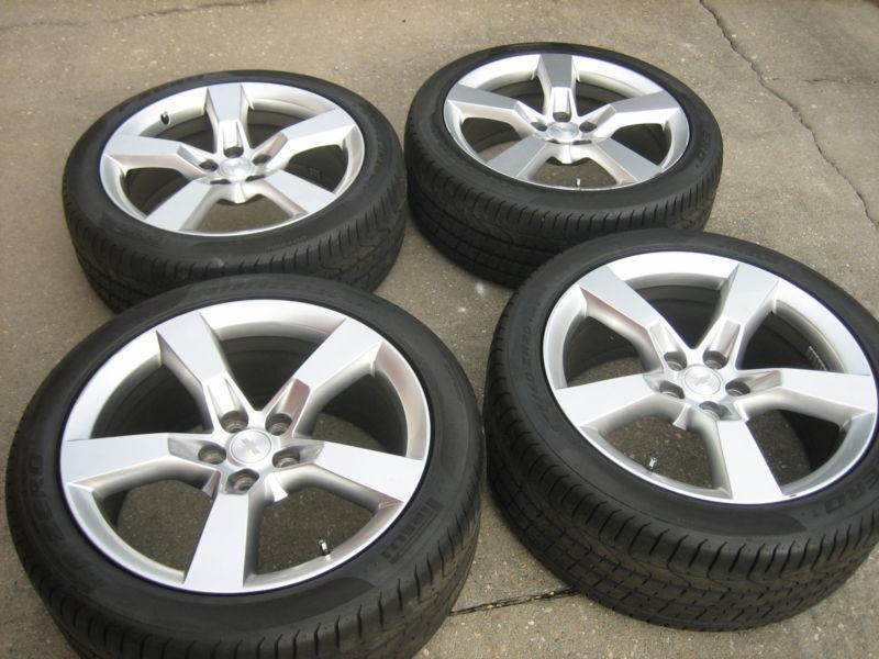 2010-2012 chevy camaro 20 inch oem wheels & tires w/ center cap included
