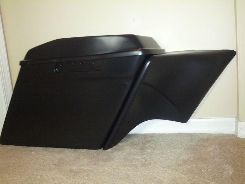 Harley davidson stretched saddlebags, 6x9 speaker lids and side covers