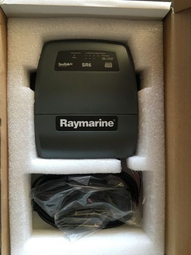 Raymarine e32122 sr6 sirius receiver/network switch
