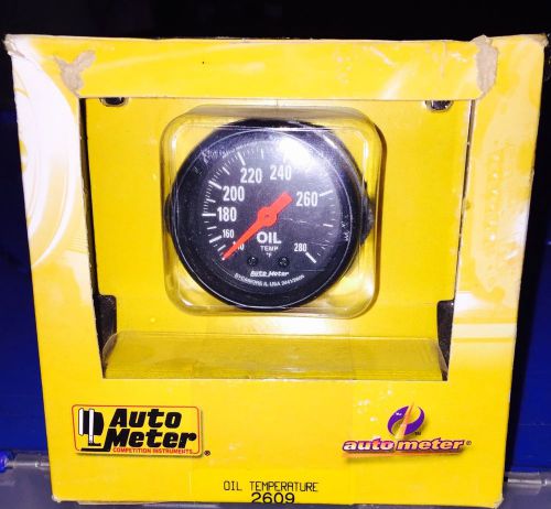 Autometer oil temperature gauge