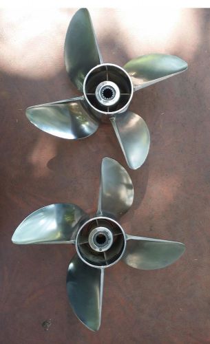 Hydromotive quad iv  15.5 x 23 stainless steel left and right hand propellors