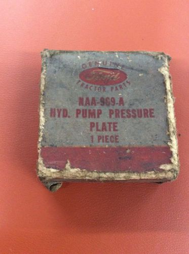 Vintage nos genuine ford tractor part had pump pressure plate nana 969 a