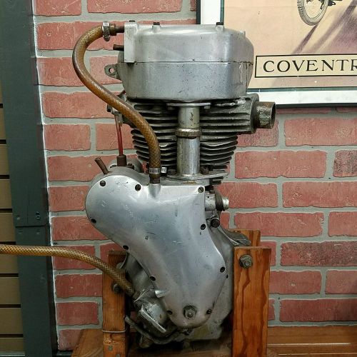 Vellocett engine. ktt .kss, mac. venom. 350 vintage british engine .