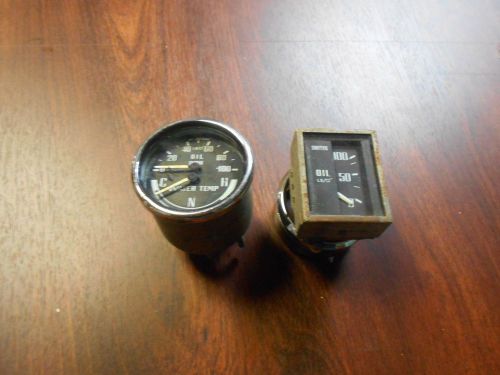 Lot of 2 smith gauges