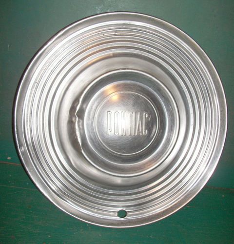 1955 pontiac 15&#034; wheel cover - used hub cap for driving, save good ones for show