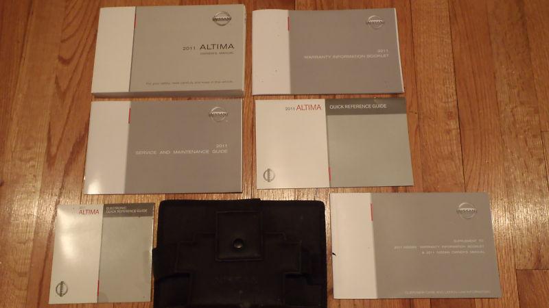 2011 nissan altima owners manual and warranty booklets used
