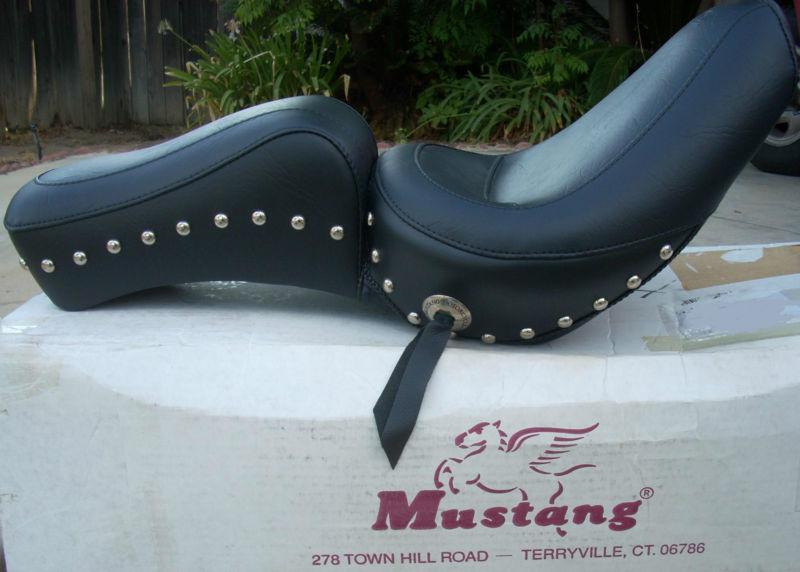 Mustang seat for harley davidson and custom rigid frame
