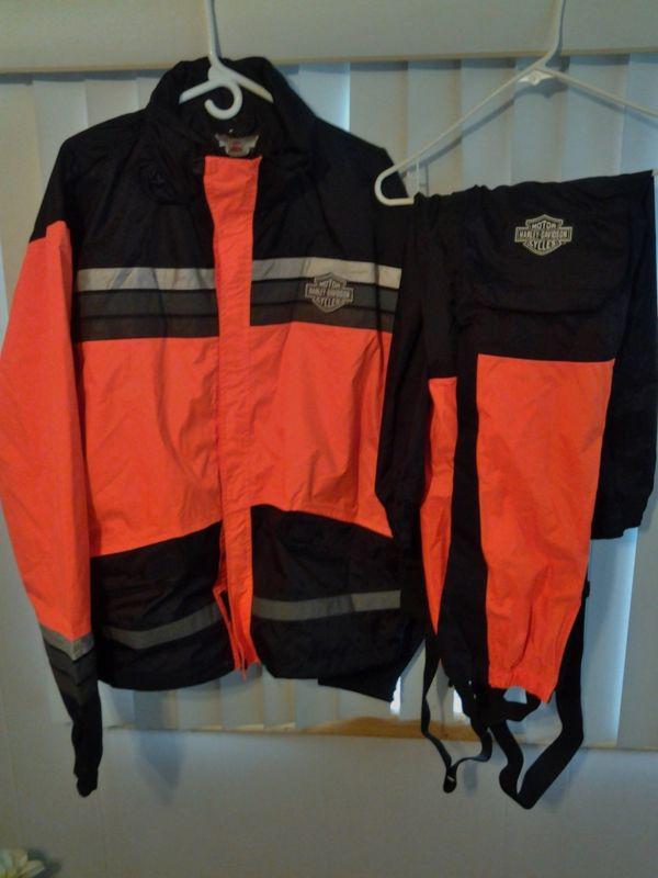Harley davidson motorcycle high vis rain suit/ gear size l nice !!!!