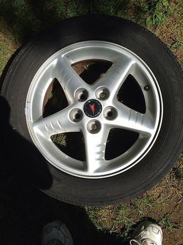 Pontiac grand am gt factory 5 spoke alloy wheels