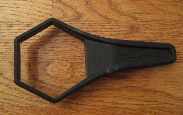 Bbs design mazda bmw wheel center hub cap removal tool wrench