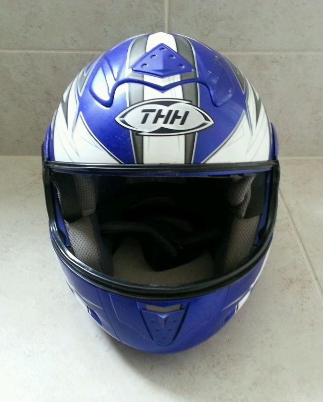 Thh motorcycle helmet