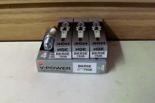 4 pack of ngk spark plugs bkr5e polaris atvs 7938   nib